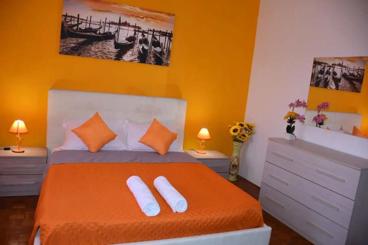 Venice Day Apartment Mestre Couette-café